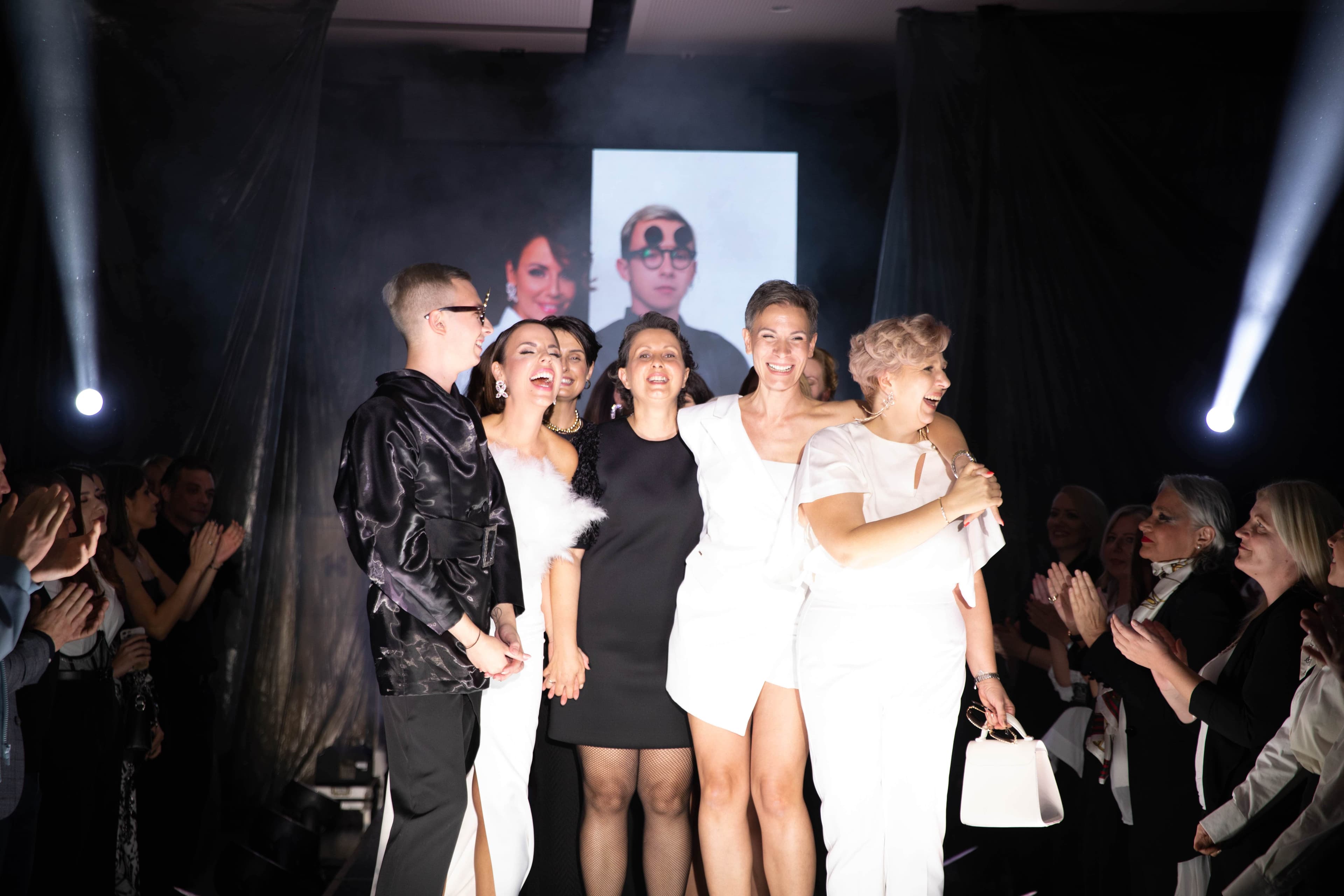 PS fashion podržao konceptualni performans "Preživela" (FOTO)