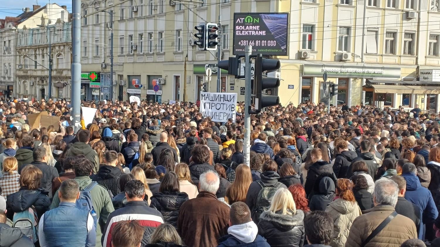 Broj učesnika na građanskim blokadama 6. decembra