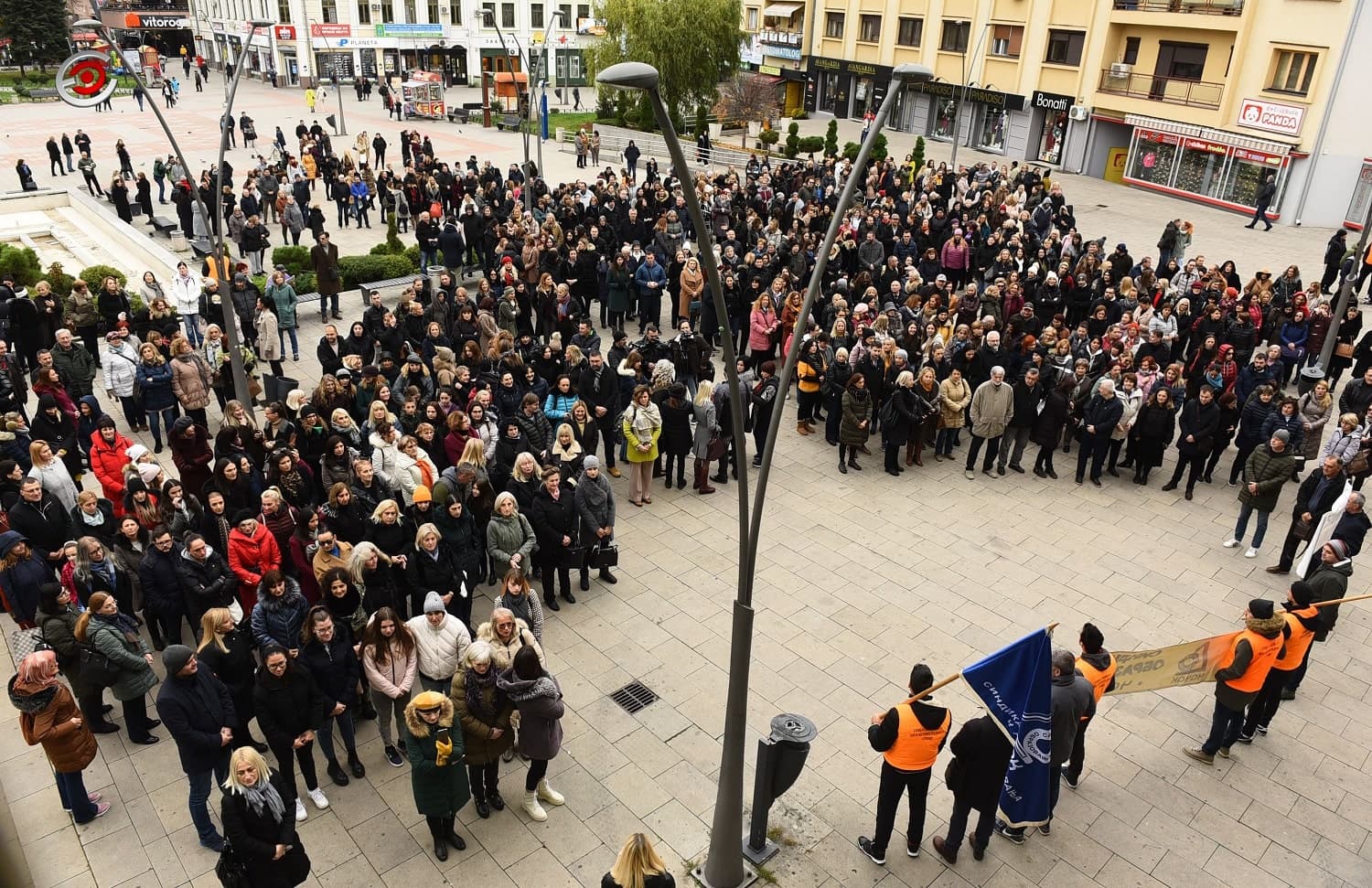 Sva četiri reprezentativna sindikata prosvetnih radnika odbila Vučićevu ponudu