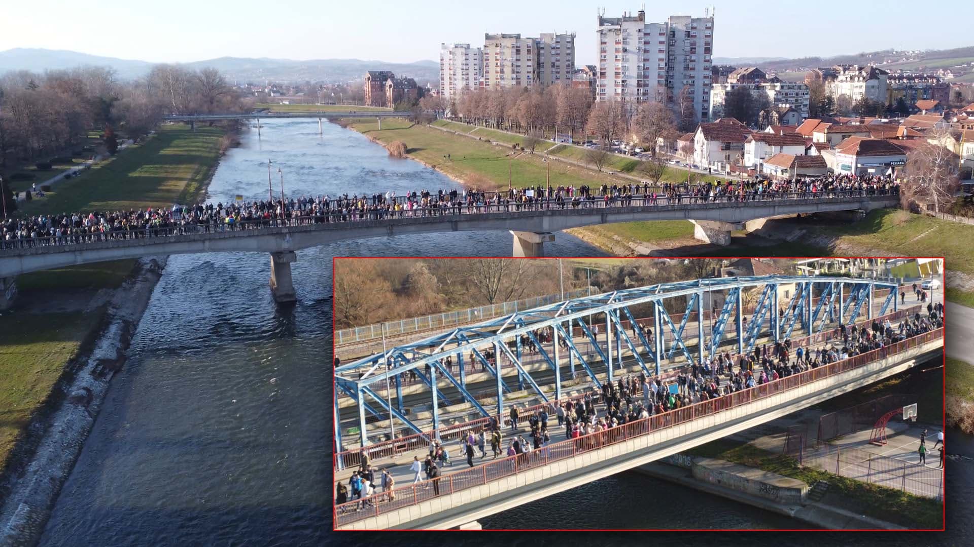 Čačani blokirali mostove (FOTO+VIDEO)