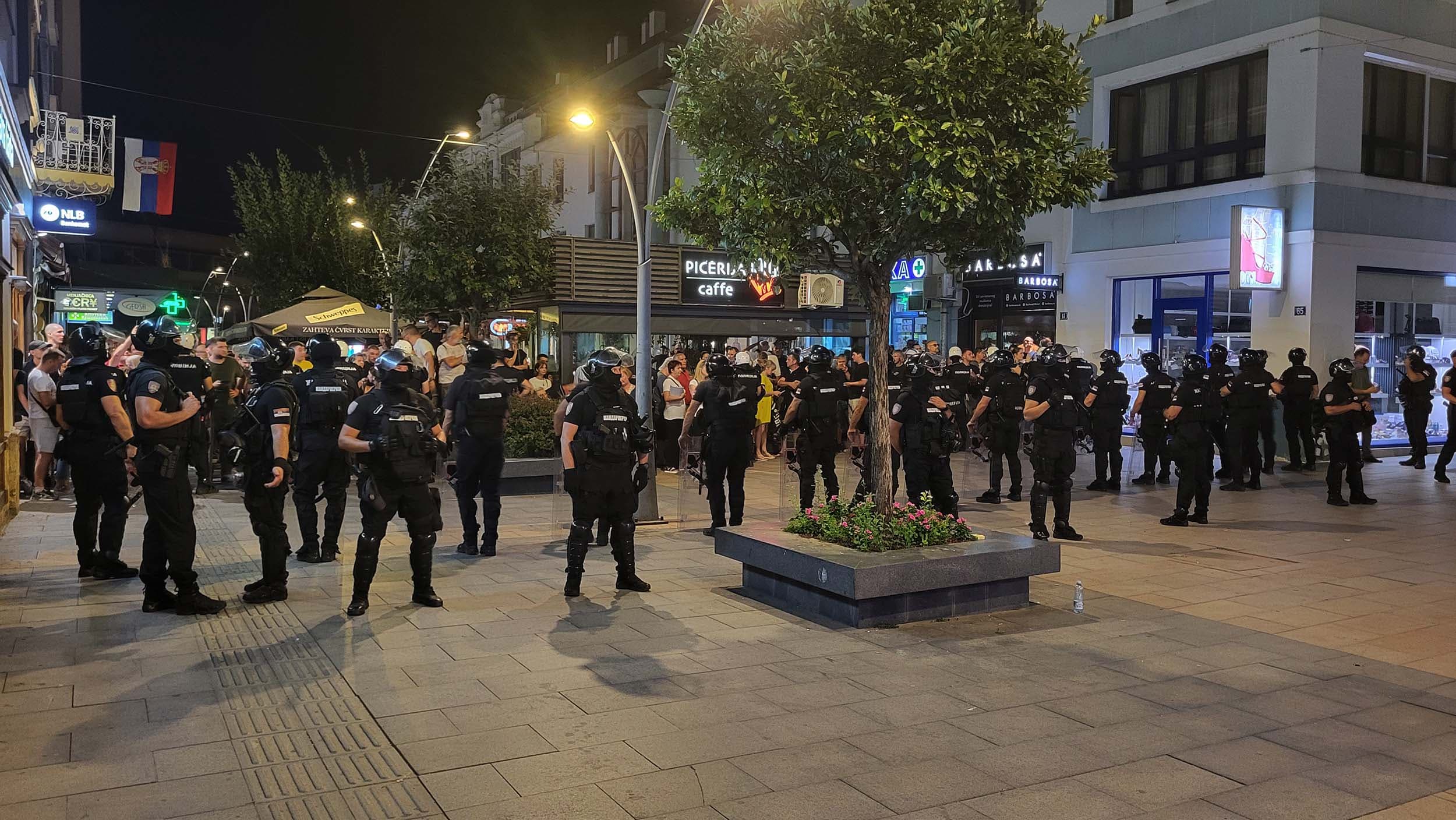 Studenti u blokadi pozvali i večeras na protest