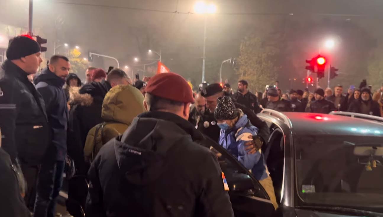 Skup podrške Dijani Hrki u Čačku