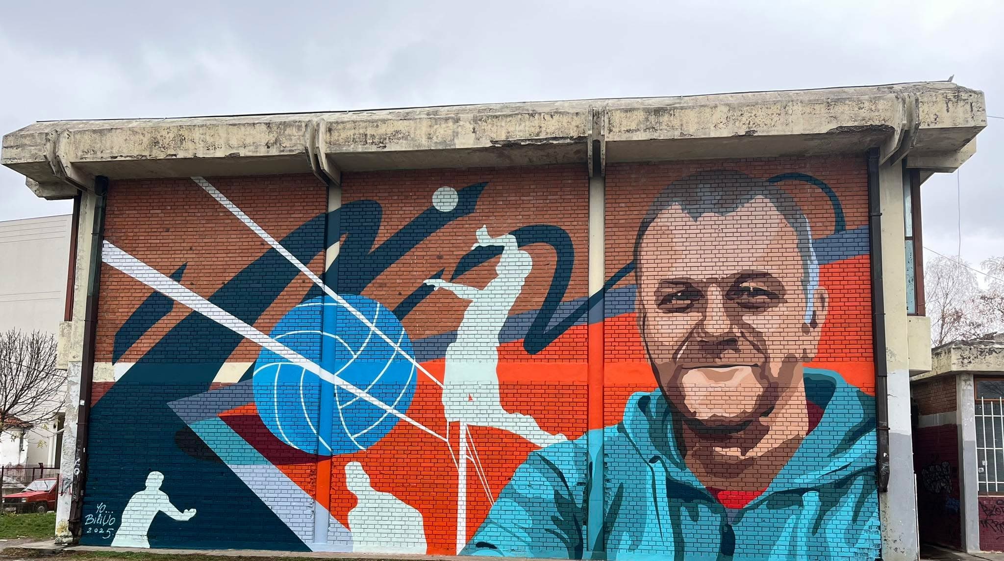 Oslikan mural sa likom profesora Nenada Grujića, njegova deca uputila iskrenu zahvalnost celokupnoj javnosti