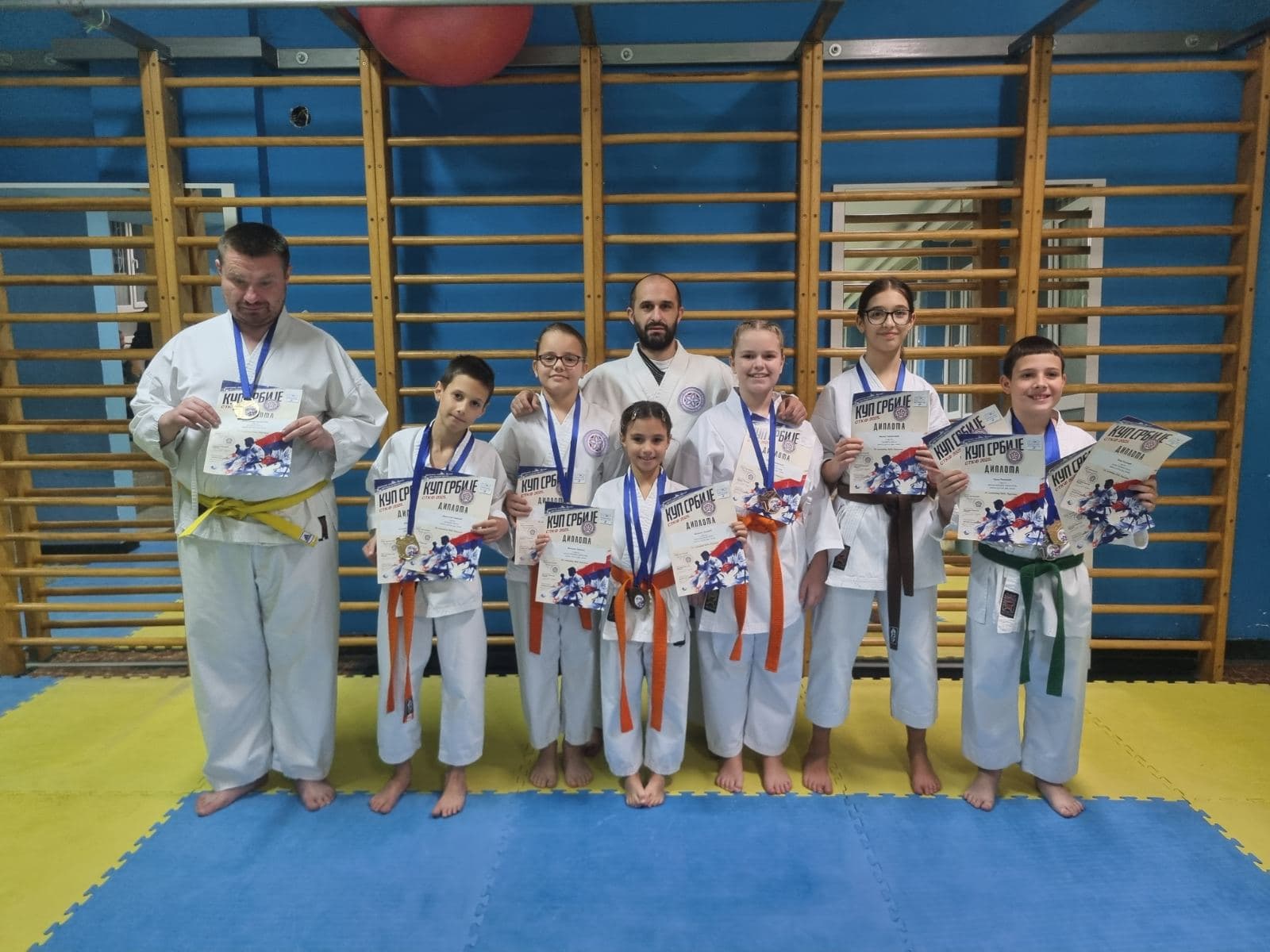 Uspešno održan Kup Srbije u Lajkovcu: Karate centar DBA zablistao sa 13 medalja