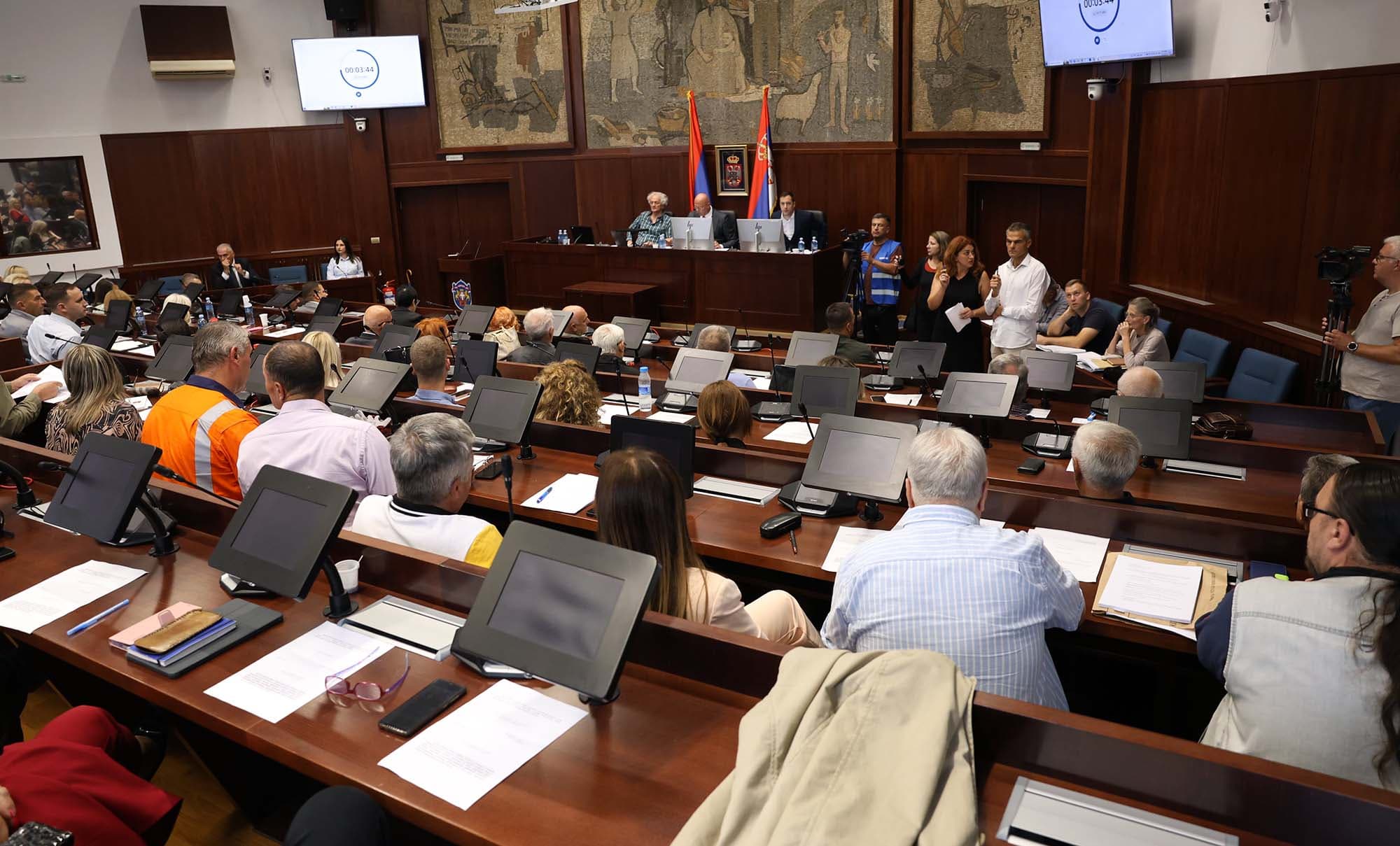 SNS Čačak: Podneti amandmani jeftina demagogija Dveri, odbili smo ih sasvim opravdano