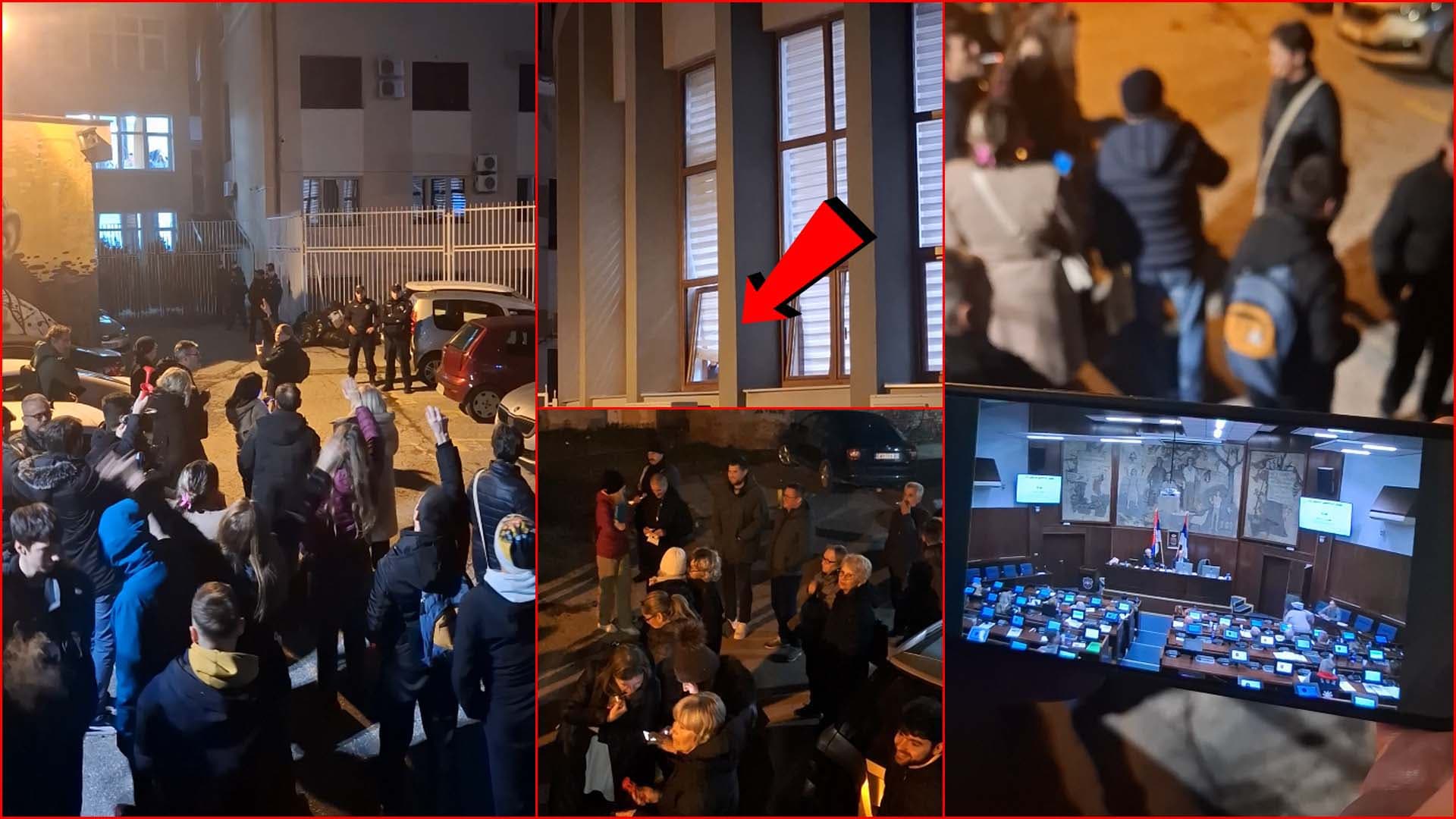 I večeras održan protest zbog poskupljenja komunalnih usluga: Buka za odbornike, zasedanje bez prekida (VIDEO)