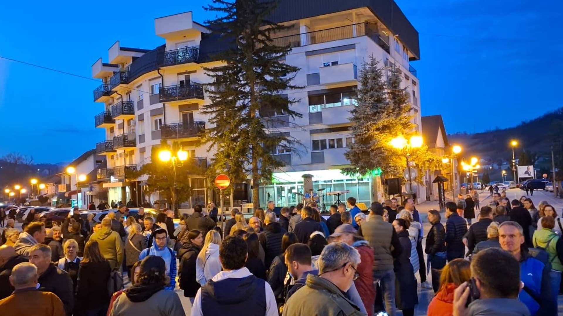 Saopštenje povodom napada na studente: "Da li se zaista toliko plašite?" (VIDEO)